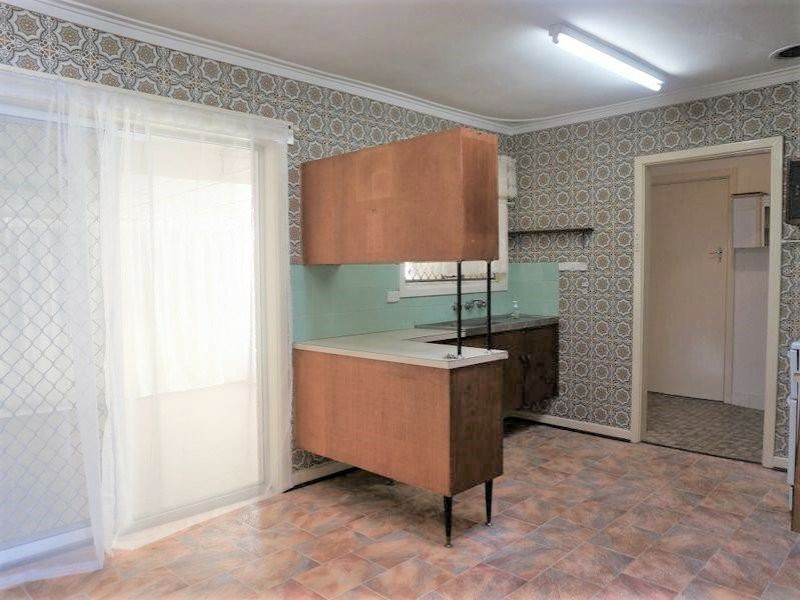 5 Trink Street, Cloverdale WA 6105