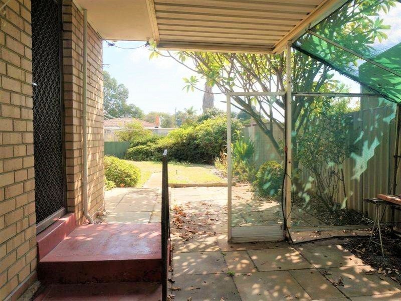 5 Trink Street, Cloverdale WA 6105