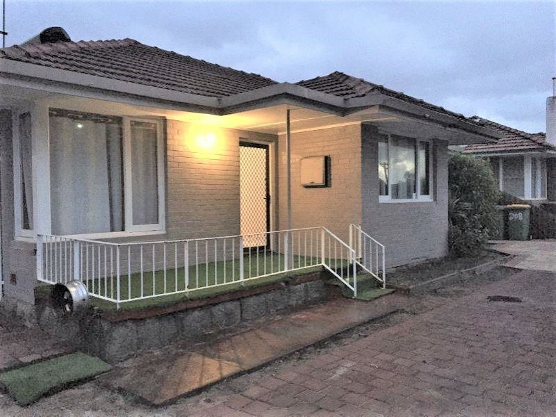 208 Gabriel Street, Cloverdale WA 6105