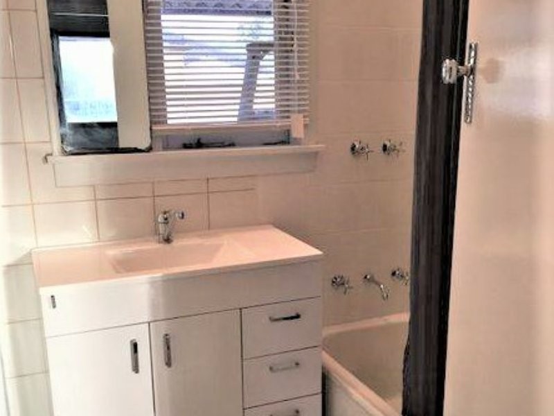 208 Gabriel Street, Cloverdale WA 6105