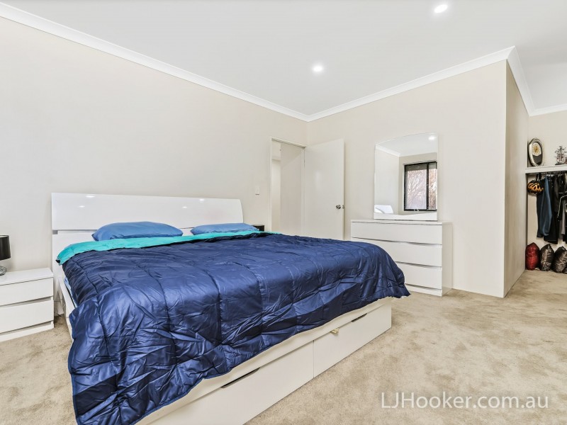 123 Monticello Parkway, Piara Waters WA 6112