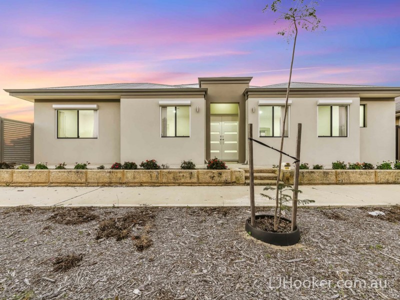 123 Monticello Parkway, Piara Waters WA 6112