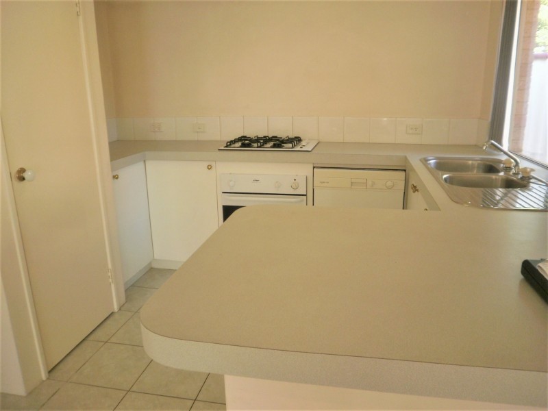 4/278 Wharf Street, Queens Park WA 6107