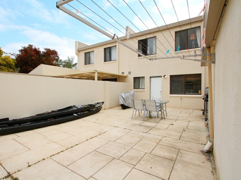 6/27 South Terrace, Como WA 6152