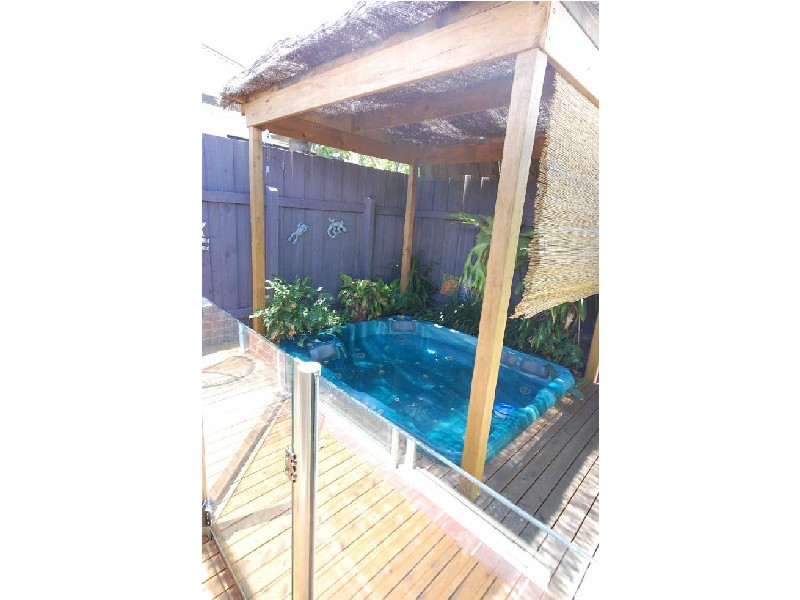 95 Kitchener Avenue, Victoria Park WA 6100