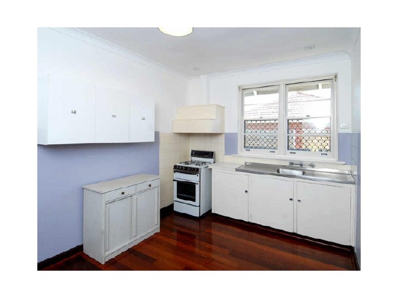 427 Berwick Street, St James WA 6102