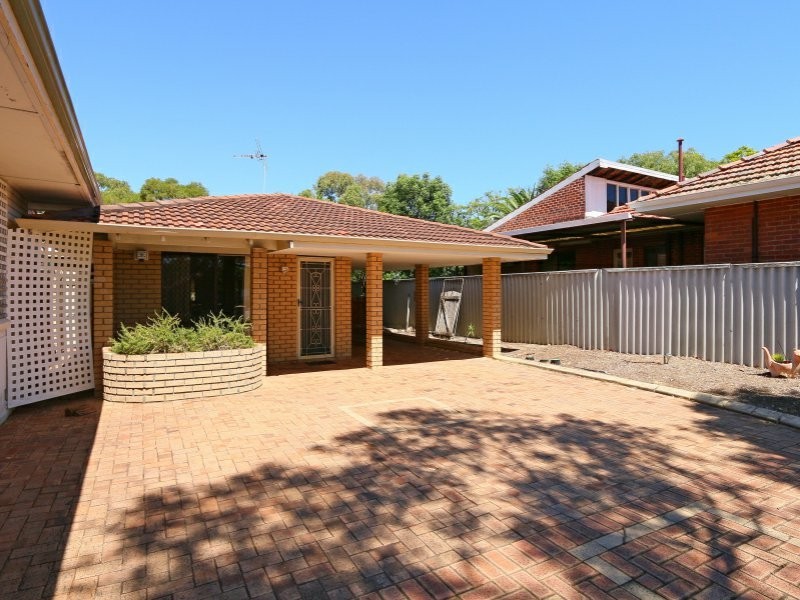 207A South Terrace, Como WA 6152