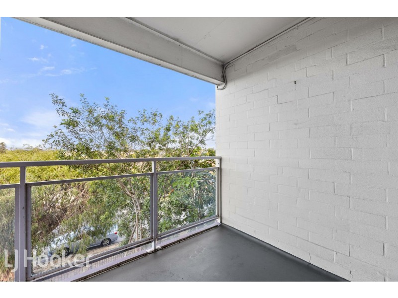 24/21 Leonard Street, Victoria Park WA 6100