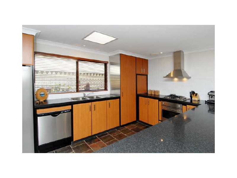 14 Sheldrake Way, Willetton WA 6155