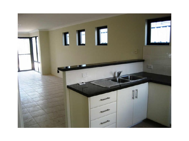 11/50 Norman Street, St James WA 6102