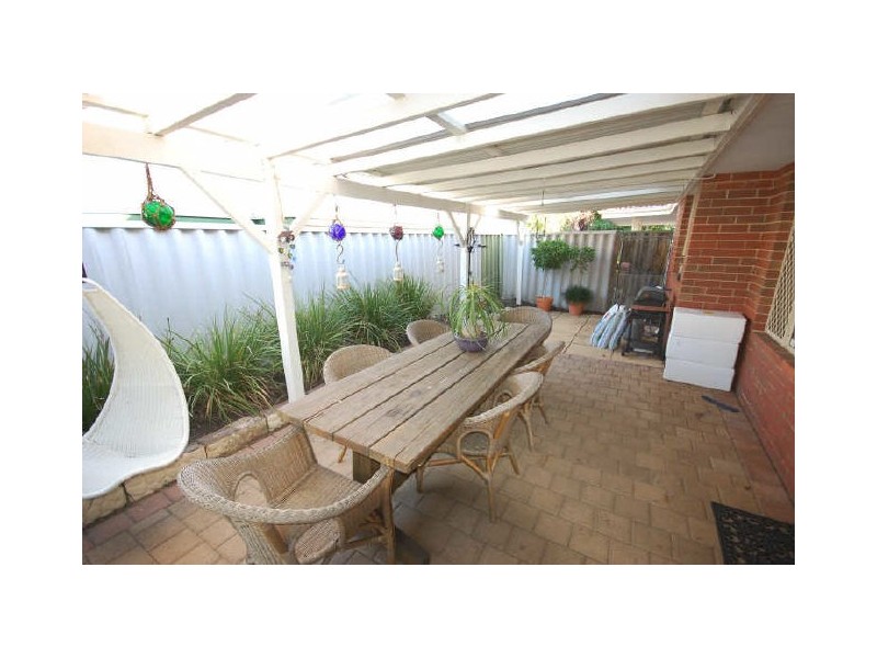 16 Conochie Crescent, Manning WA 6152