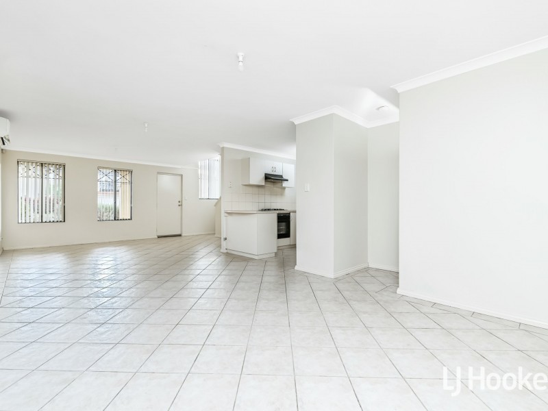 1/25 Pearl Road, Cloverdale WA 6105