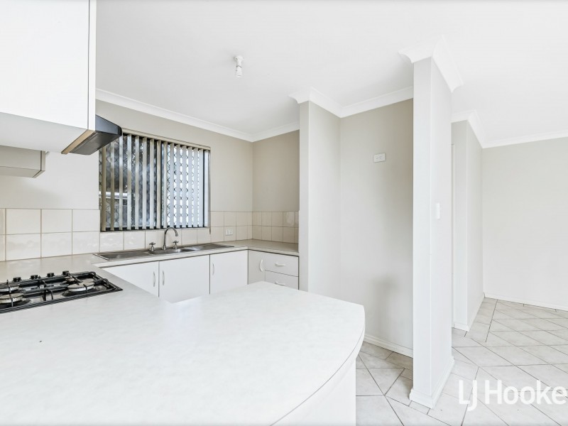 1/25 Pearl Road, Cloverdale WA 6105