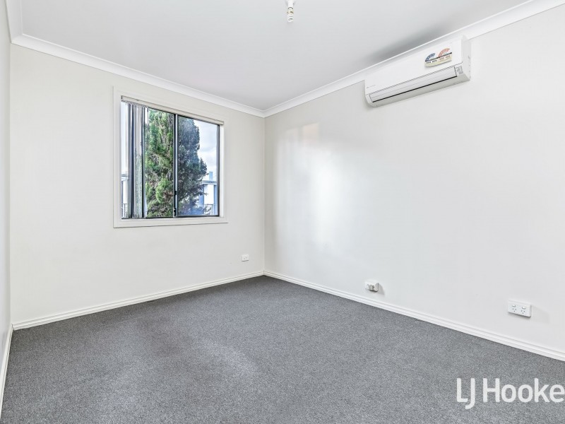 1/25 Pearl Road, Cloverdale WA 6105