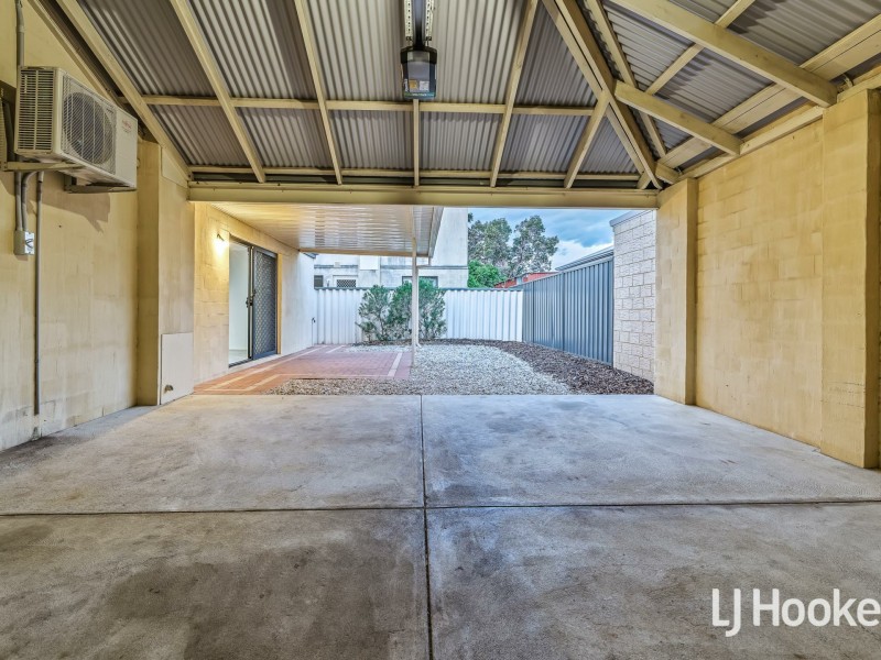 1/25 Pearl Road, Cloverdale WA 6105