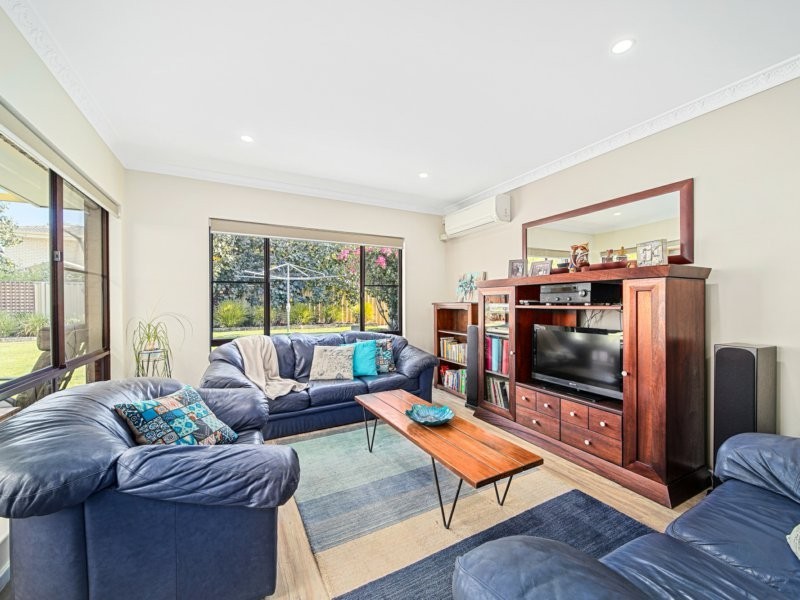 11 Kilkenny Circle, Waterford WA 6152