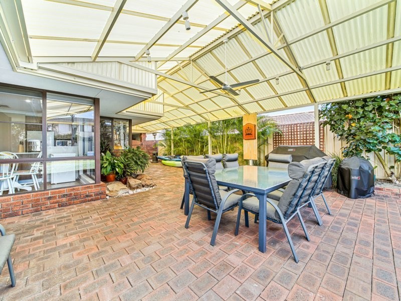 11 Kilkenny Circle, Waterford WA 6152