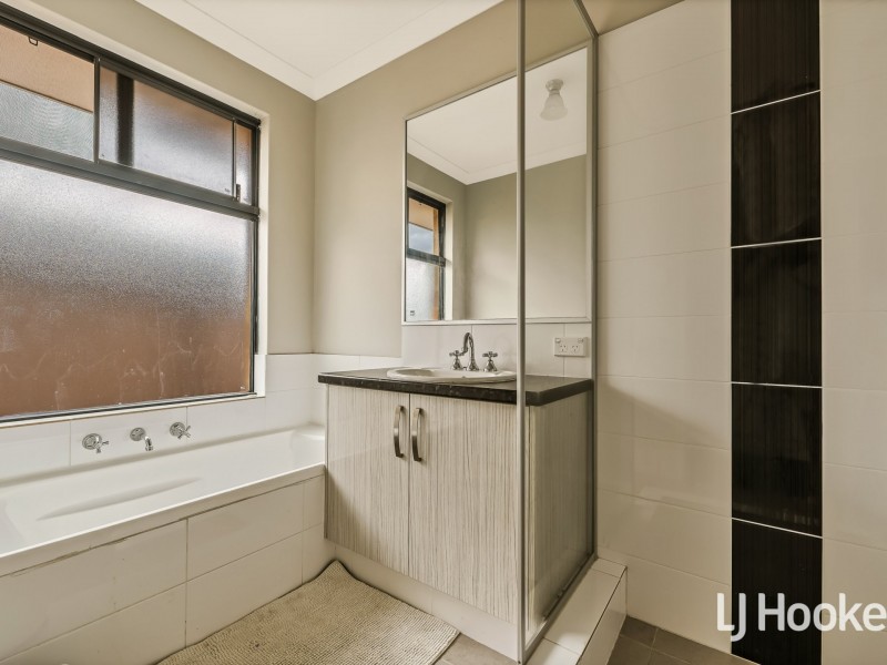 19 Monsignor Avenue, Byford WA 6122