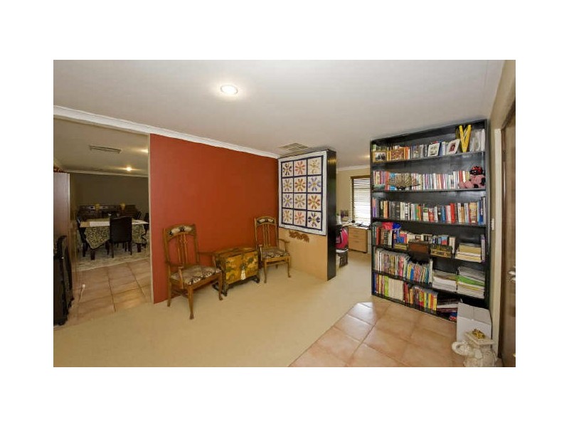 67 Mofflyn Circle, East Victoria Park WA 6101