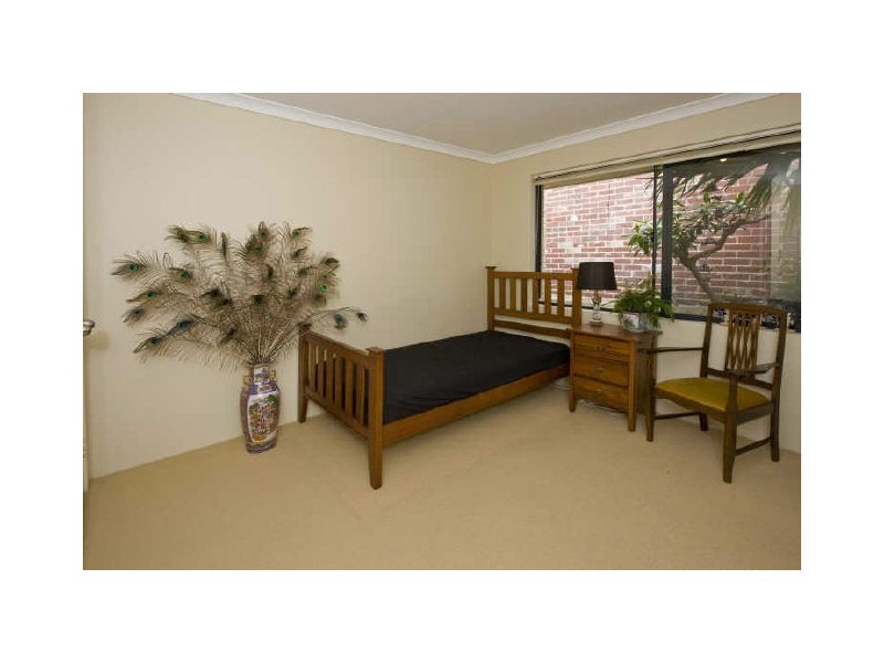 67 Mofflyn Circle, East Victoria Park WA 6101