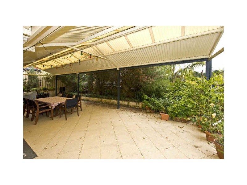 67 Mofflyn Circle, East Victoria Park WA 6101