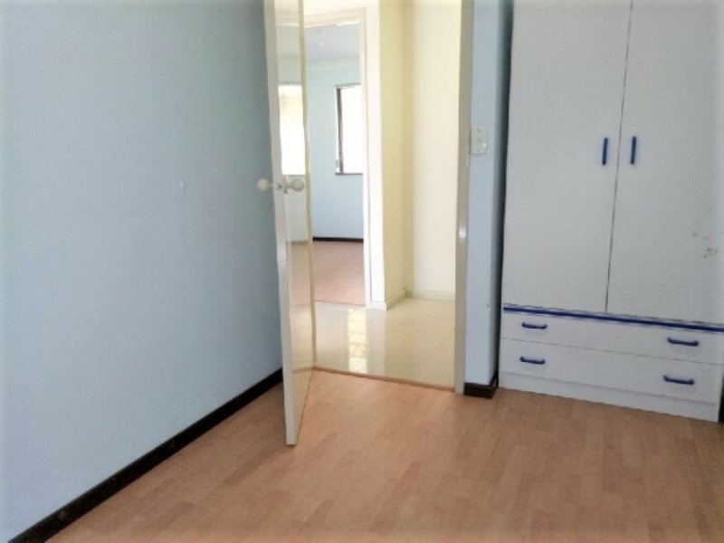 10 Roe Place, Beechboro WA 6063