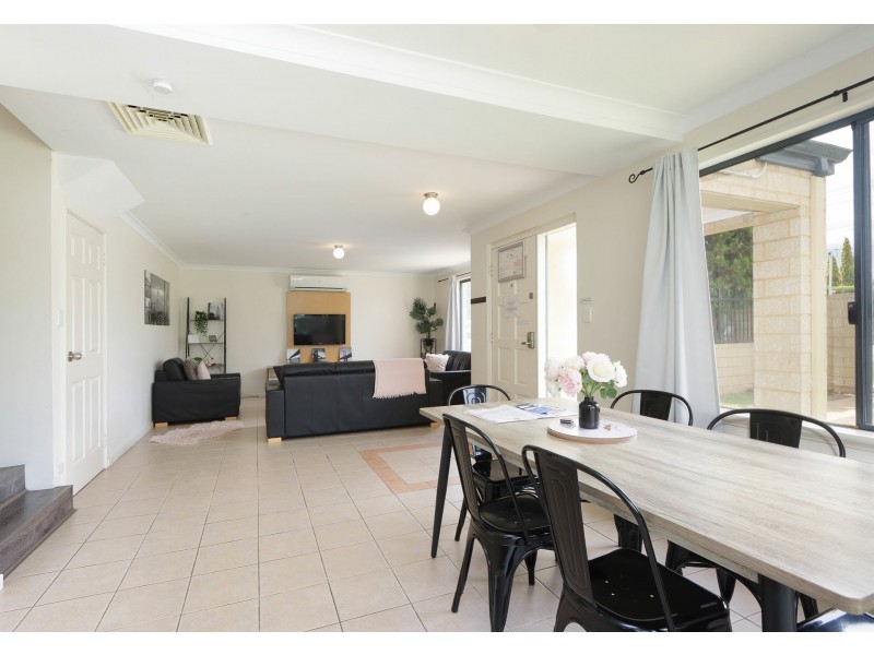 1/12 Kimberley Street, Belmont WA 6104