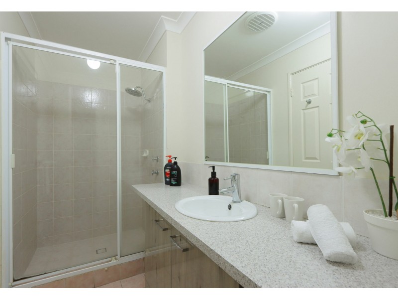 1/12 Kimberley Street, Belmont WA 6104