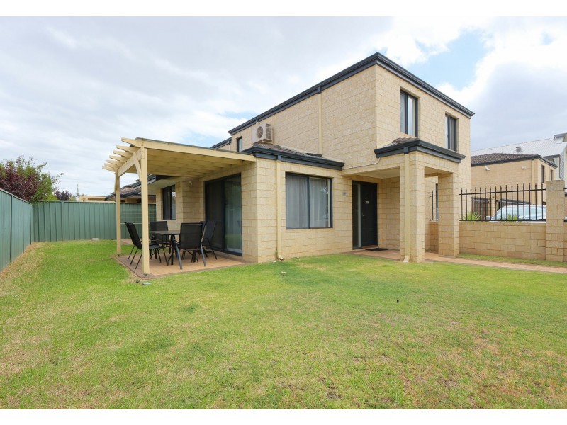 1/12 Kimberley Street, Belmont WA 6104