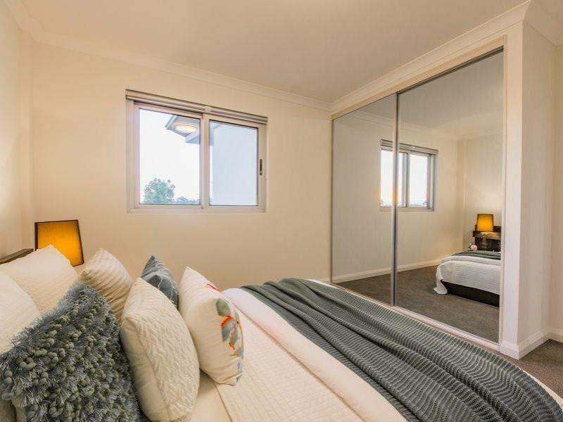 15/267 Fulham Street, Cloverdale WA 6105