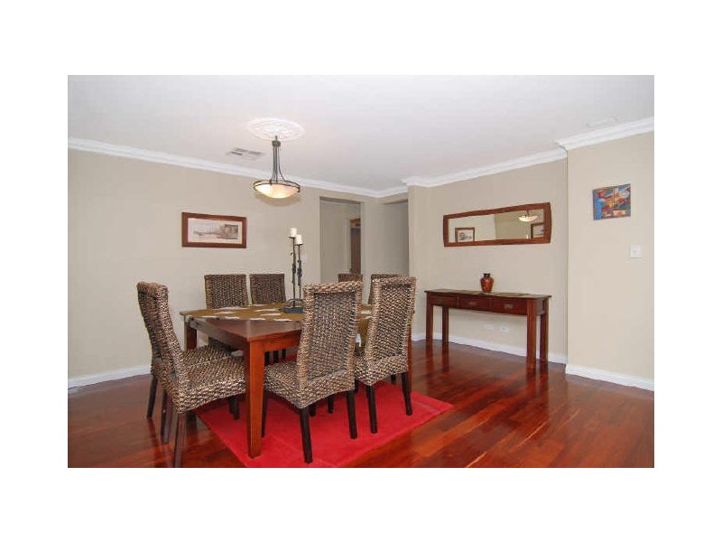 11 Mofflyn Circle, East Victoria Park WA 6101