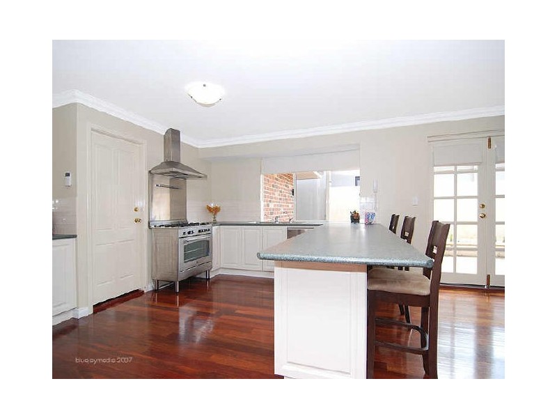 11 Mofflyn Circle, East Victoria Park WA 6101