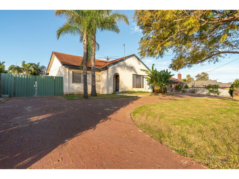 3 Whiteside Street, Cloverdale WA 6105
