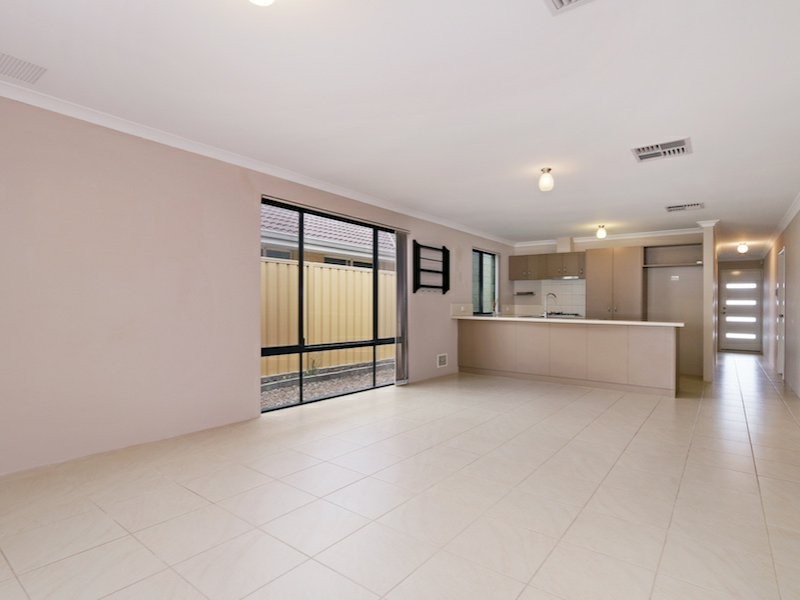 10 Bunratty Link, Canning Vale WA 6155