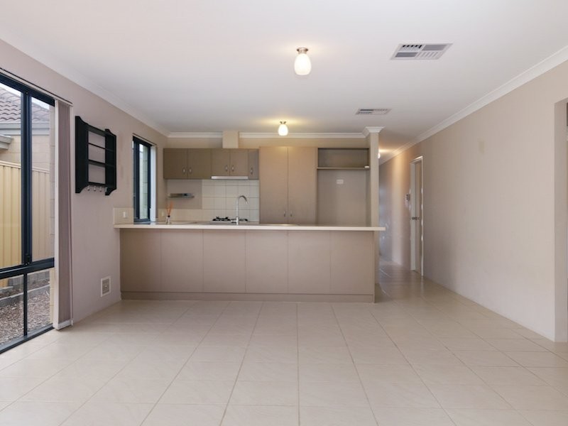 10 Bunratty Link, Canning Vale WA 6155