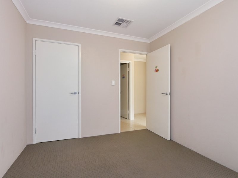 10 Bunratty Link, Canning Vale WA 6155
