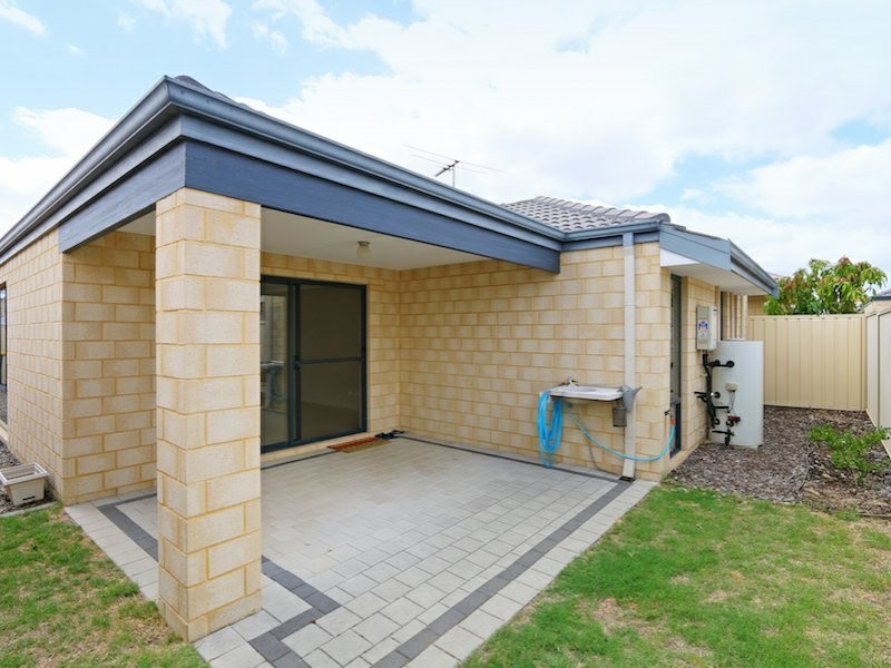 10 Bunratty Link, Canning Vale WA 6155