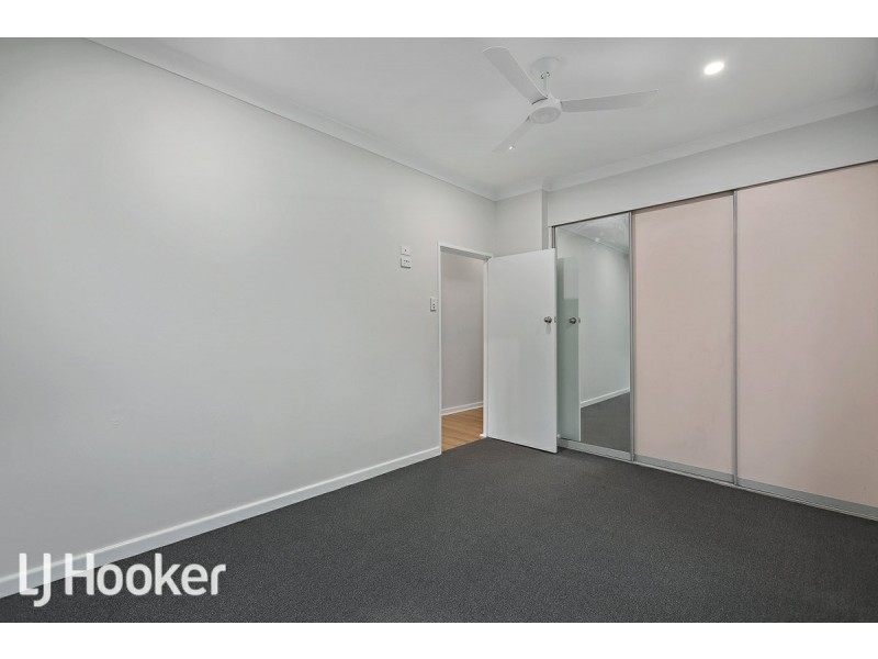 4 Godfrey Street, Queens Park WA 6107