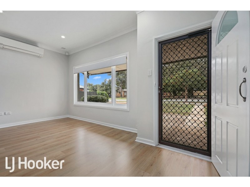 4 Godfrey Street, Queens Park WA 6107