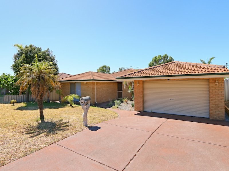 17 Benelli Place, Alexander Heights WA 6064