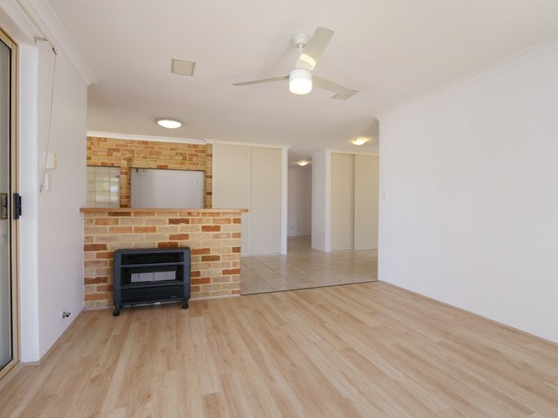 17 Benelli Place, Alexander Heights WA 6064