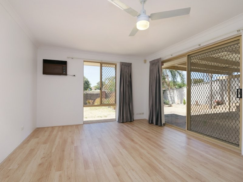 17 Benelli Place, Alexander Heights WA 6064