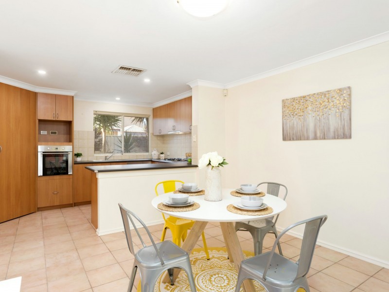 84A Gladstone Road, Rivervale WA 6103