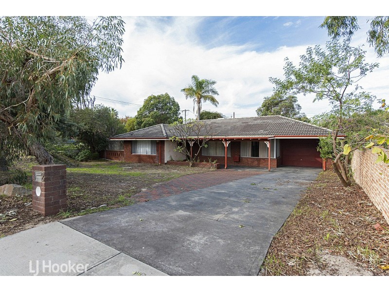 2 Farnham Street, Bentley WA 6102