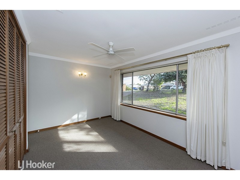2 Farnham Street, Bentley WA 6102