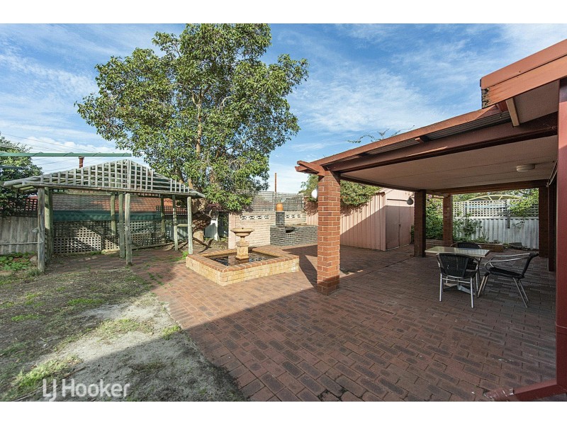 2 Farnham Street, Bentley WA 6102