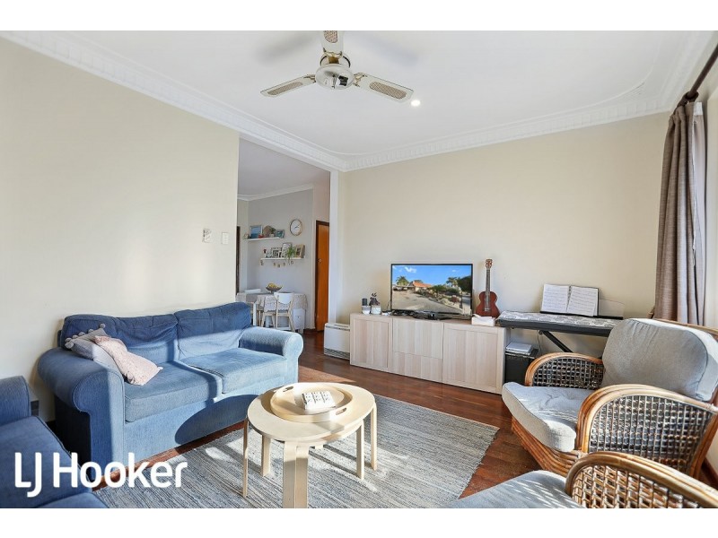 277 Wharf Street, Queens Park WA 6107