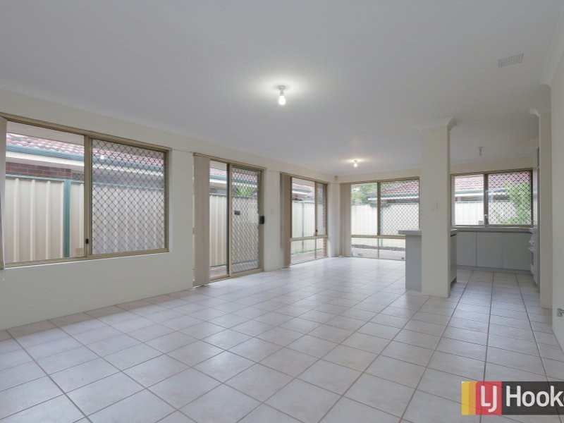 7/1 Chapman Road, St James WA 6102