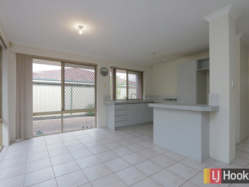 7/1 Chapman Road, St James WA 6102