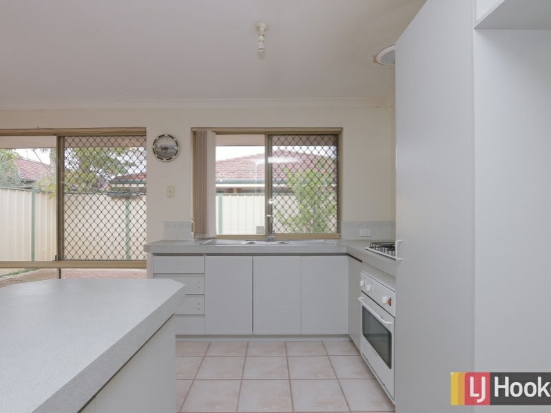 7/1 Chapman Road, St James WA 6102